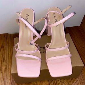 BooHoo wrap around block heals